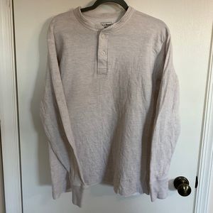 Men’s (M) LL Bean Cream Henley